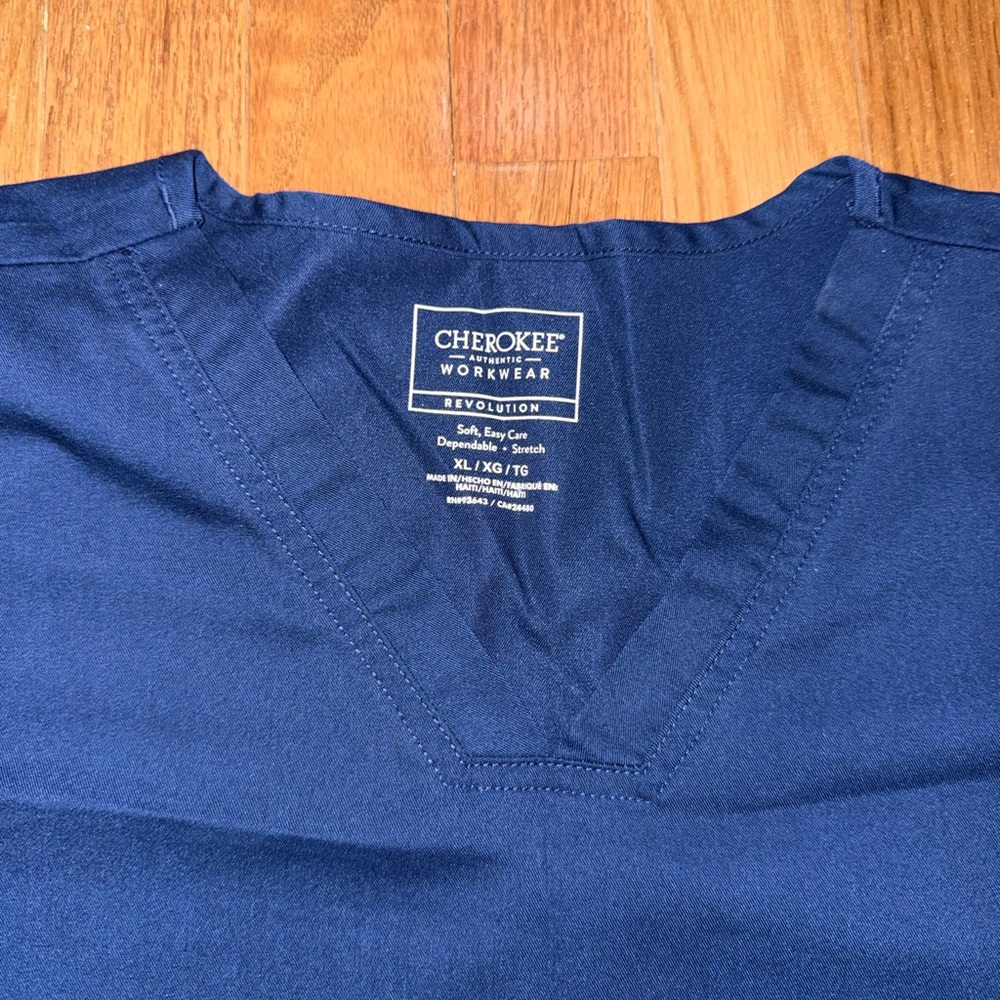Cherokee Workwear Revolution WW620 Navy XL Scrub Top